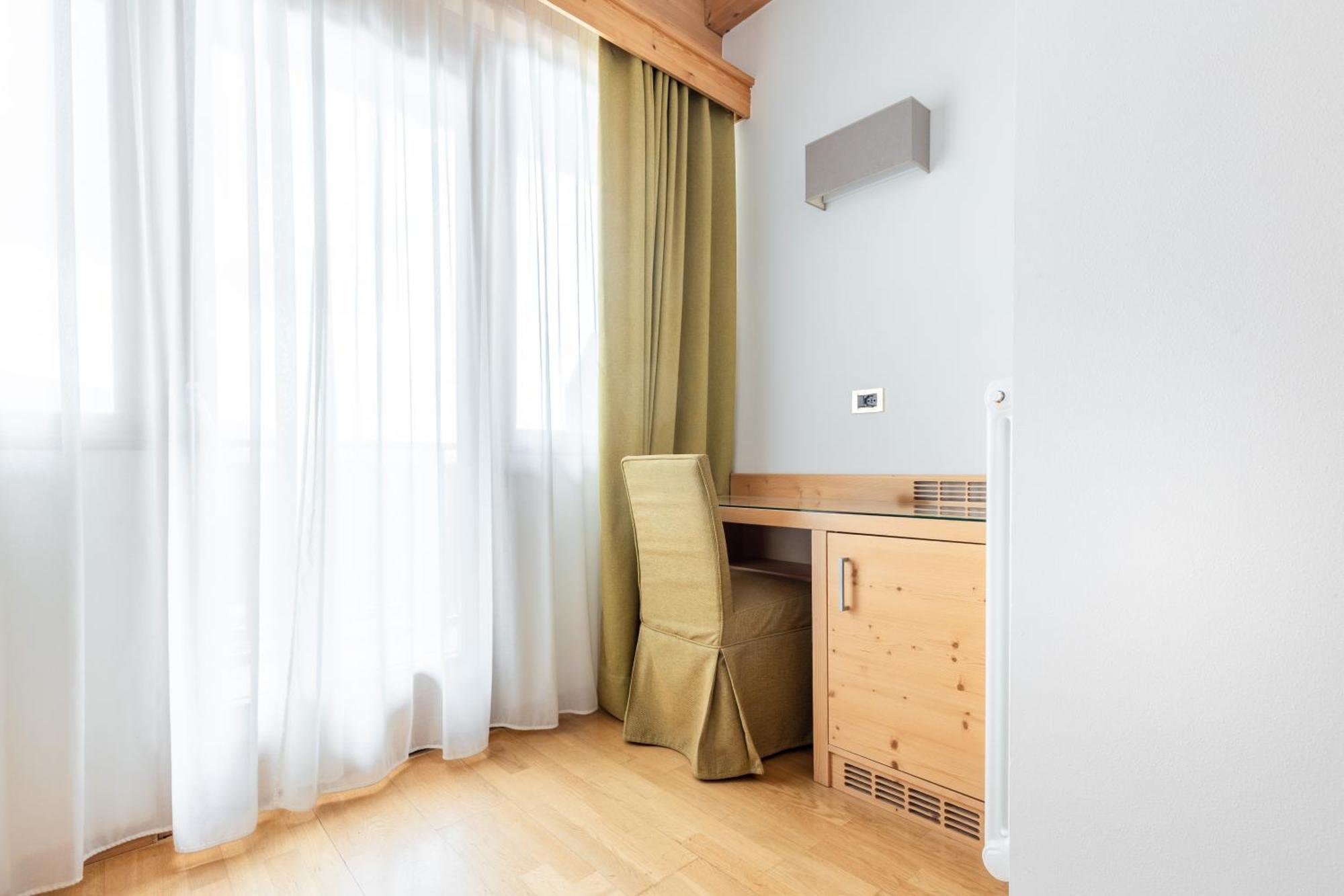 Hotel Bel Soggiorno Malosco Luaran gambar